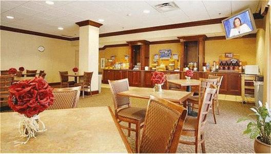 Holiday Inn Express Waterbury Restaurante foto